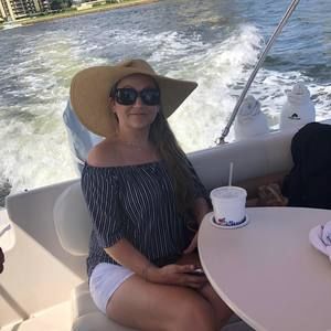 Meet your Posher, Angela